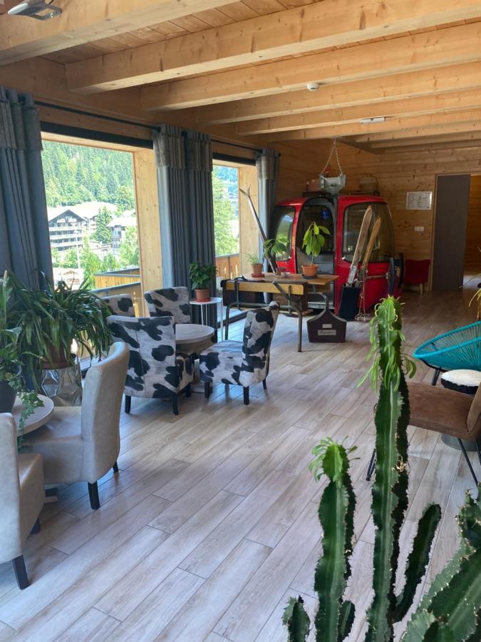 Le Schuss Hotel Châtel Kültér fotó