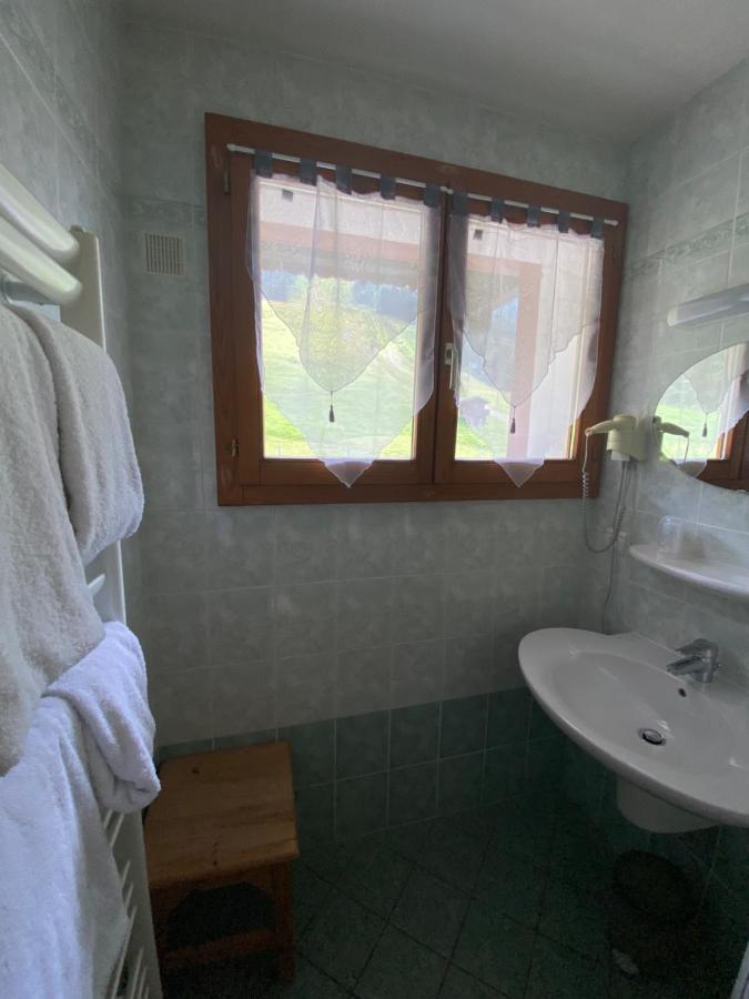 Le Schuss Hotel Châtel Kültér fotó