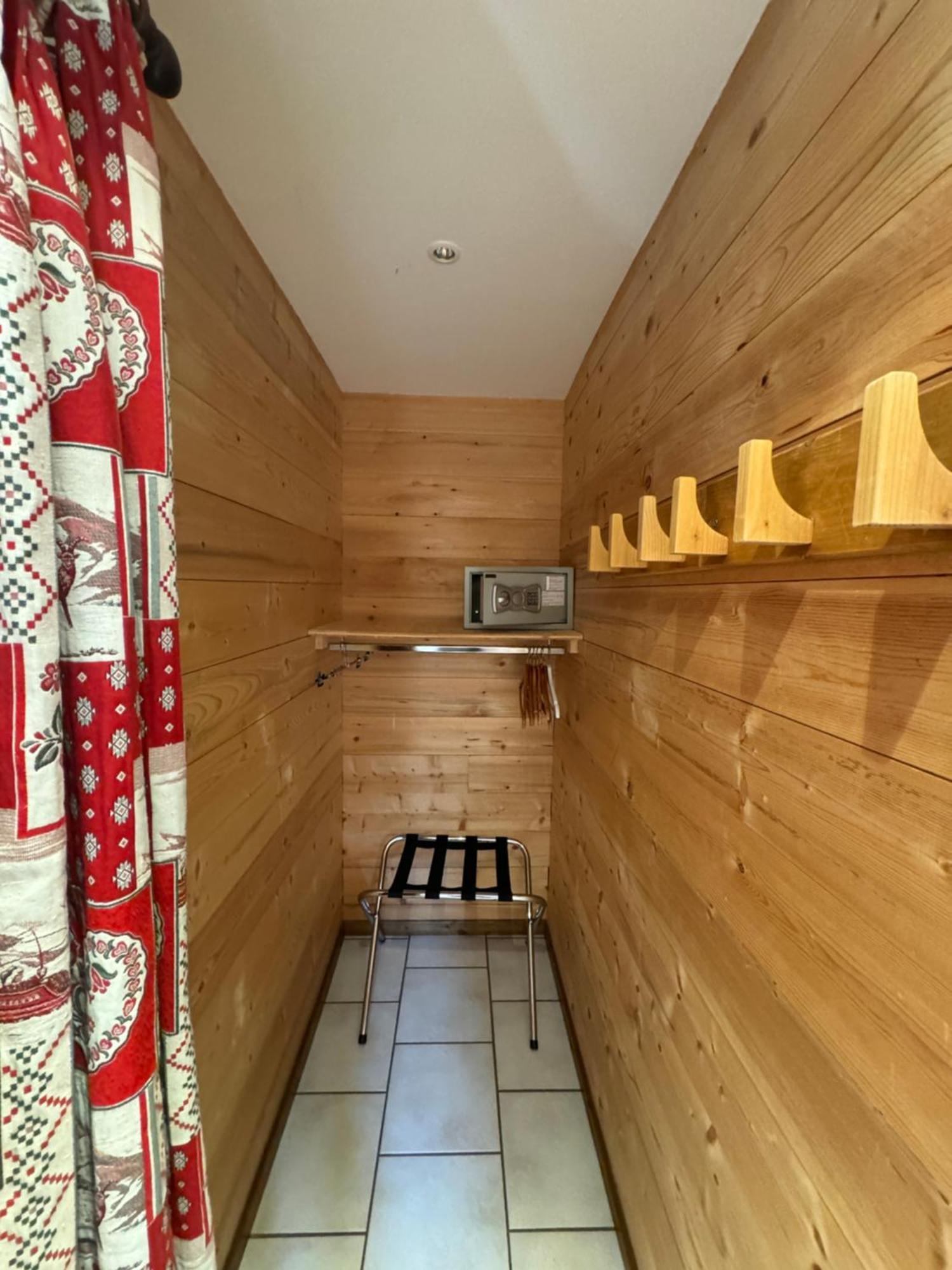 Le Schuss Hotel Châtel Kültér fotó